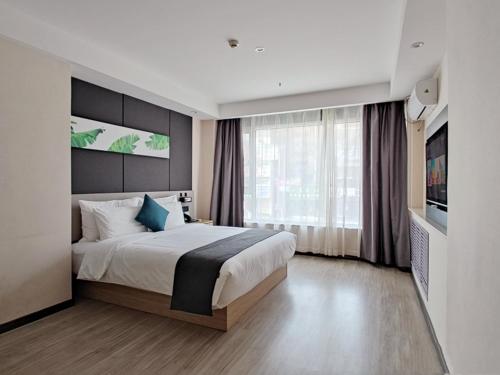 Imagen general del Hotel Thank Inn Plus Lanzhou Dongfanghong Plaza Pingliang Road. Foto 9