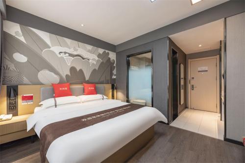 Imagen de la habitación del Hotel Thank Inn Plus Linyi People\'s Square. Foto 17