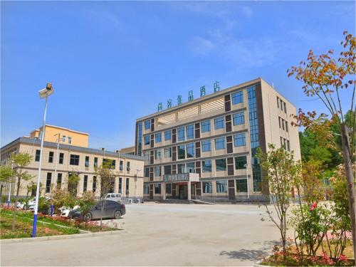 Imagen general del Hotel Thank Inn Plus Pingdingshan Lushan Yaoshan Grand Canyon Rafting. Foto 1