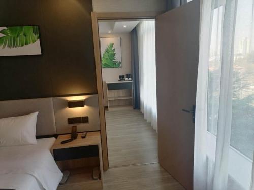 Imagen general del Hotel Thank Inn Plus Weifang Kuiwen District Century Taihua People\'s Hospital. Foto 9