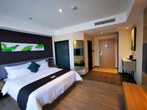 Imagen general del Hotel Thank Inn Plus Zhuji High-Speed Railway Statio Wangyun Road. Foto 11