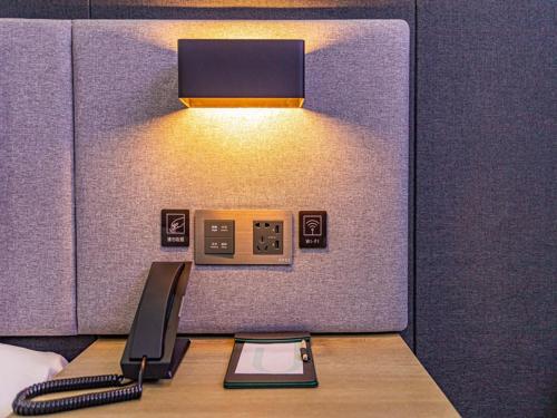 Imagen general del Hotel Thank Inn Plus Zhuji Jiyang Street Small Commodity Wholesale Market. Foto 7