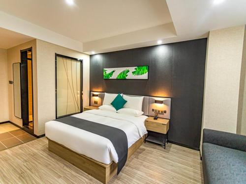 Imagen de la habitación del Hotel Thank Inn Plus Zhuji Jiyang Street Small Commodity Wholesale Market. Foto 16