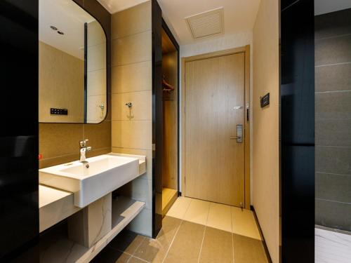 Imagen general del Hotel Thank Inn Shangqiu Xiayi Chuangye Road. Foto 4