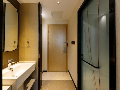 Imagen de la habitación del Hotel Thank Inn Shangqiu Xiayi Chuangye Road. Foto 17