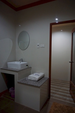 Imagen de la habitación del Hotel Thansila Resort. Foto 12