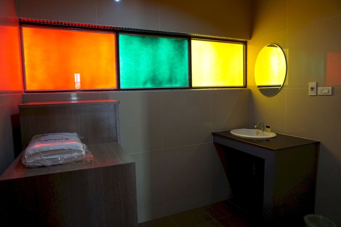 Imagen de la habitación del Hotel Thansila Resort. Foto 13