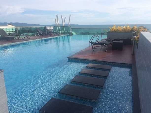 Imagen de la piscina del Hotel Thanyalak At The Gallery Condominium. Foto 20