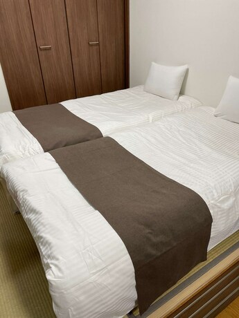 Imagen de la habitación del Hotel Thanyaporn. Foto 19