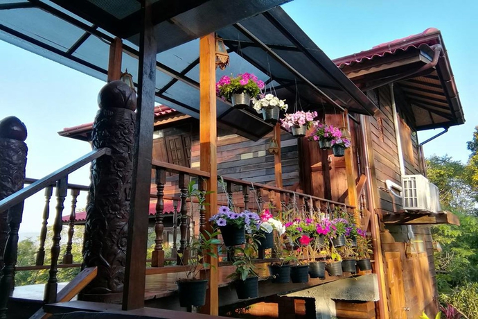 Imagen de los interiores del Hotel Thanyarat Resort and Organic Farm. Foto 19