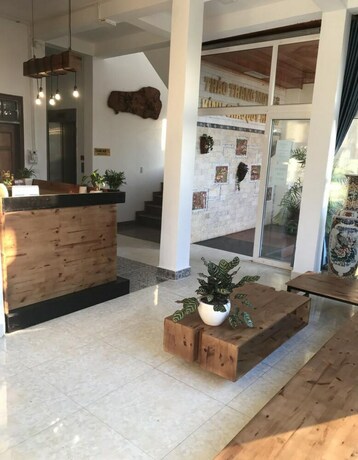 Imagen de los interiores del Hotel Thao Trang Dong Hoi. Foto 28