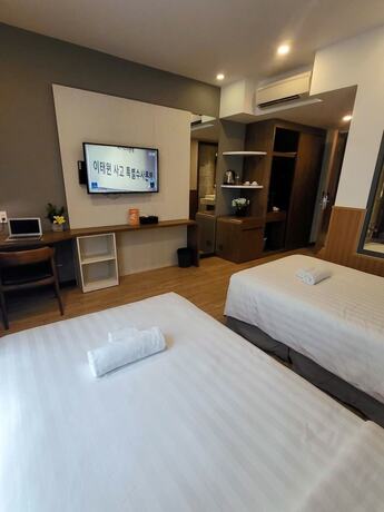 Imagen de la habitación del Hotel Thao Trang Laluxe. Foto 35