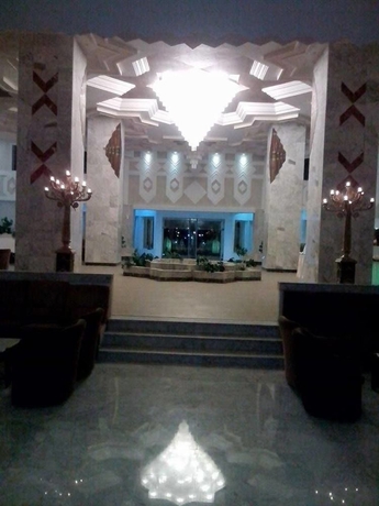 Imagen de los interiores del Hotel Thapsus Beach Resort. Foto 13