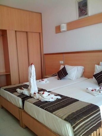 Imagen de la habitación del Hotel Thapsus Beach Resort. Foto 8