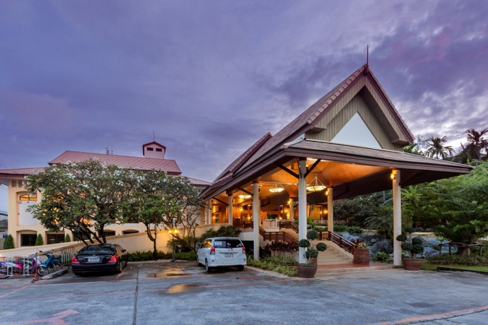 Imagen general del Hotel Thara Patong Beach Resort and Spa. Foto 5