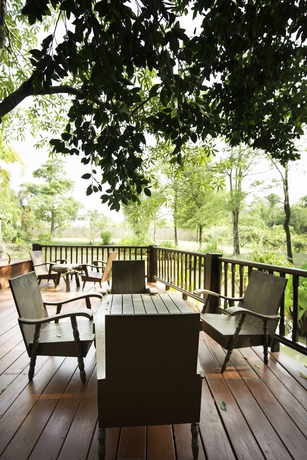 Imagen del bar/restaurante del Hotel Tharaburi Resort Sukhothai. Foto 2