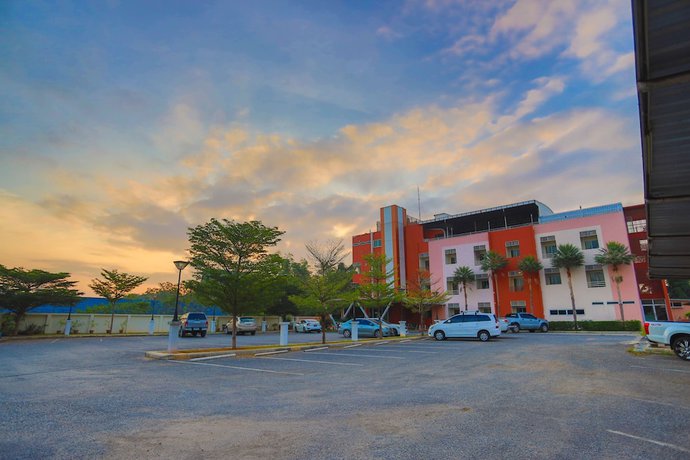 Imagen general del Hotel Tharakiree Place. Foto 1