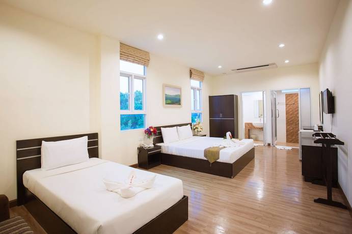 Imagen de la habitación del Hotel Tharakiree Place. Foto 17