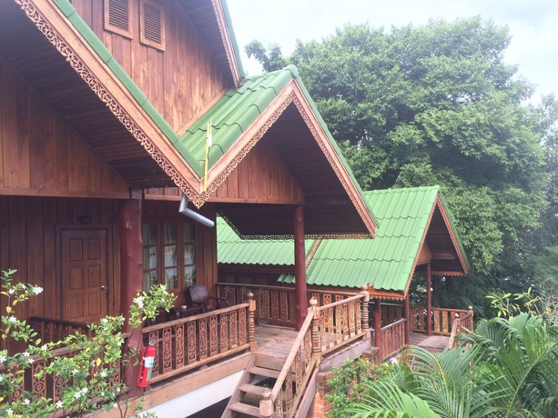 Imagen de la habitación del Hotel Tharathip Resort. Foto 3