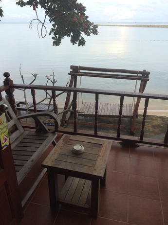 Imagen de la habitación del Hotel Tharathip Resort. Foto 12