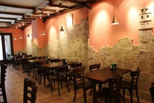 Imagen del bar/restaurante del Hotel Tharsis. Foto 4
