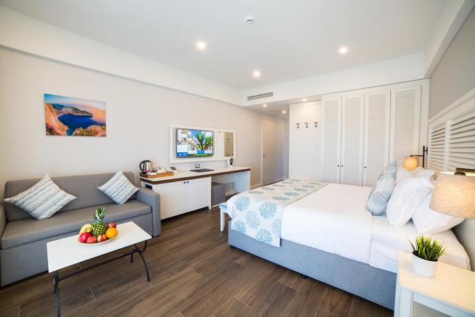 Imagen de la habitación del Hotel Thassos Grand Resort. Foto 12