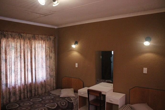 Imagen de la habitación del Hotel Thatch Palace Lodge. Foto 16