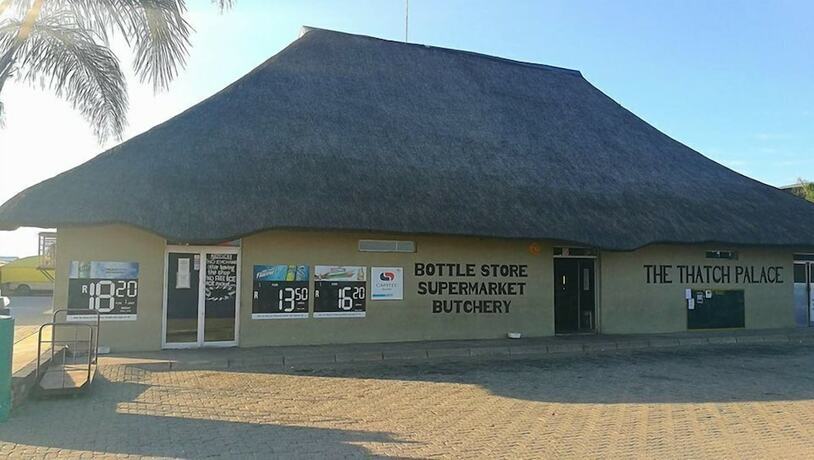 Imagen general del Hotel Thatch Palace Lodge. Foto 3