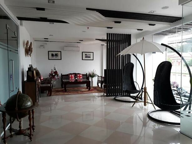 Imagen de los interiores del Hotel Thatluang View. Foto 20