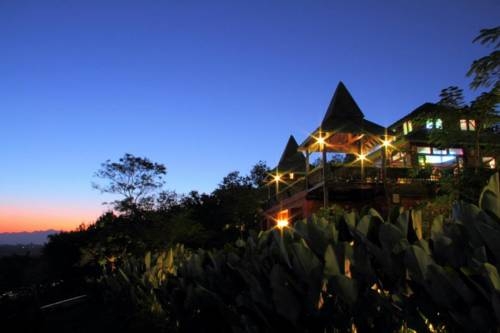 Imagen general del Hotel Thaton Hill Resort. Foto 2