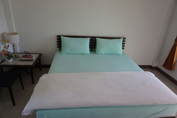 Imagen de la habitación del Hotel Thatphanom Place. Foto 5