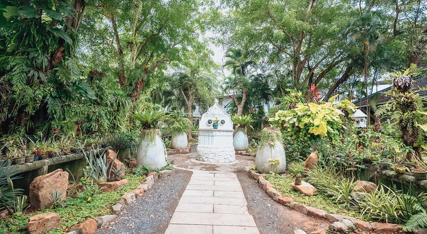 Imagen de los exteriores del Hotel Thavorn Palm Beach Resort Phuket. Foto 9