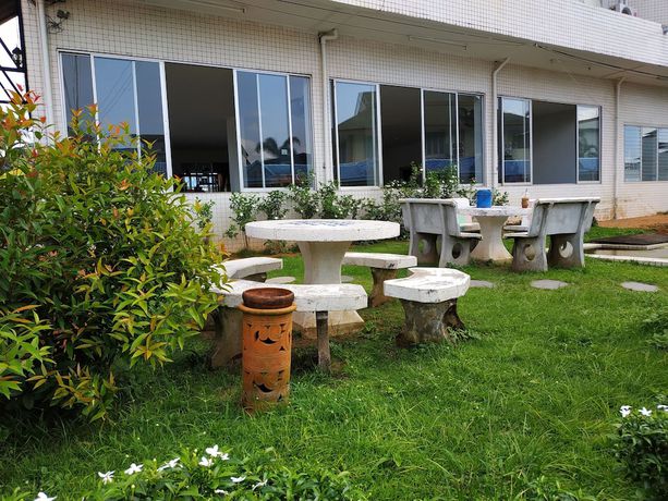 Imagen de los exteriores del Hotel Thawat. Foto 6