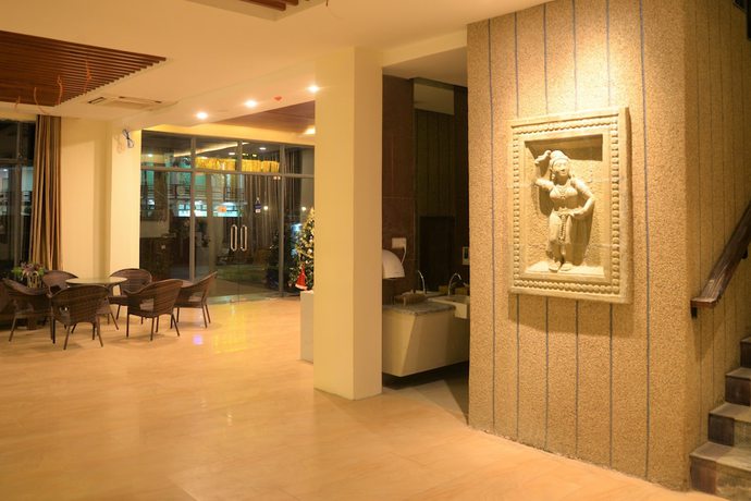 Imagen de los interiores del Hotel Thazin Palace A. Foto 19