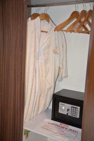 Imagen de la habitación del Hotel Thazin Palace A. Foto 10