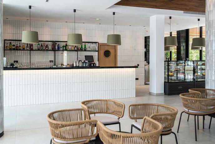 Imagen de los interiores del Hotel Thb Bamboo Alcudia - Adults Only. Foto 9