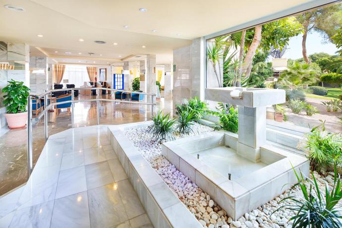 Imagen de los interiores del Hotel Thb El Cid - Adults Only. Foto 12