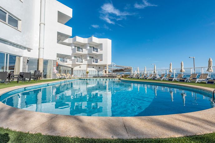 Imagen de la piscina del Hotel Thb Gran Bahia and Apartments. Foto 19