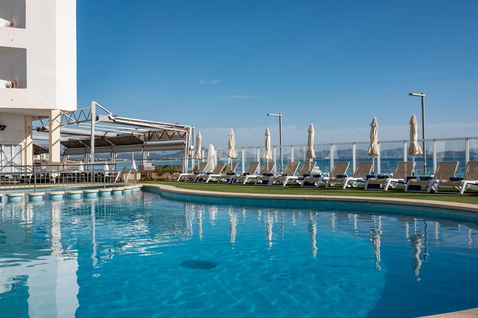 Imagen de la piscina del Hotel Thb Gran Bahia and Apartments. Foto 20