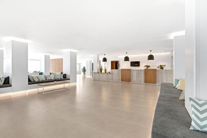 Imagen de los interiores del Hotel Thb Gran Playa - Adults Only. Foto 11