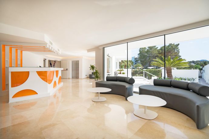 Imagen de los interiores del Hotel Thb Naeco Ibiza - Adults Only. Foto 12