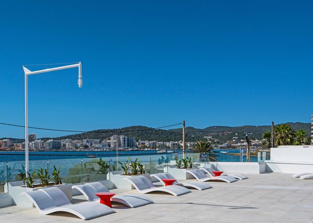 Imagen de los interiores del Hotel Thb Naeco Ibiza - Adults Only. Foto 15