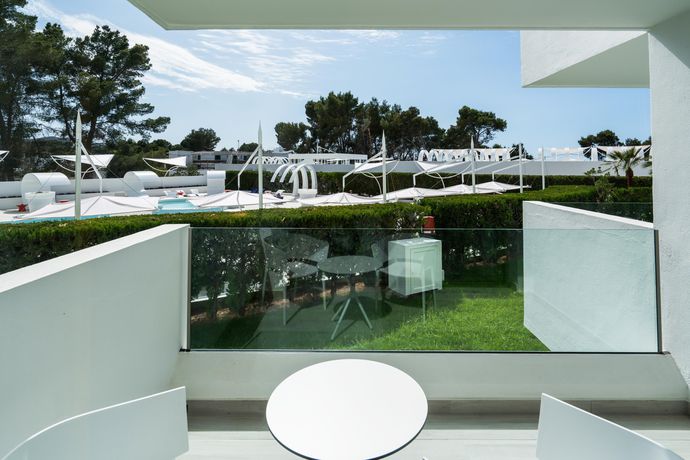 Imagen de los interiores del Hotel Thb Naeco Ibiza - Adults Only. Foto 16