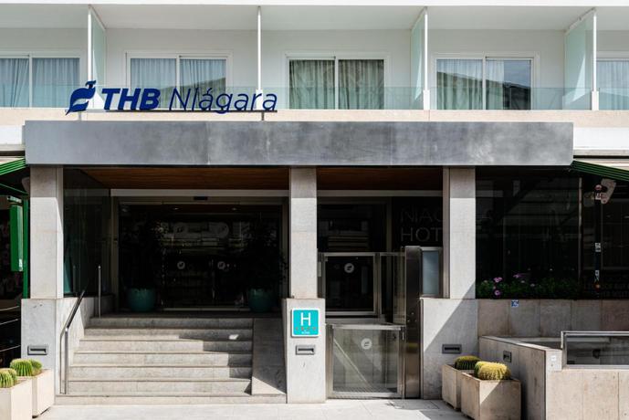 Imagen de los exteriores del Hotel Thb Niagara - Adults Only. Foto 9