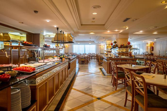 Imagen del bar/restaurante del Hotel Thb Niagara - Adults Only. Foto 3