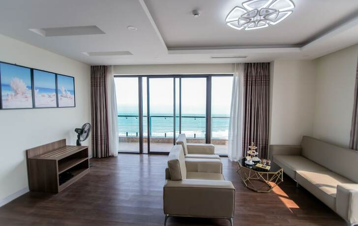 Imagen general del Hotel Thc Holiday Sam Son. Foto 2