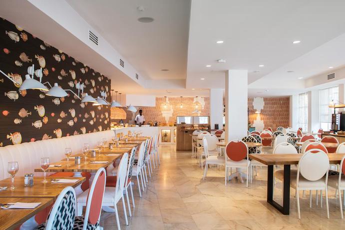 Imagen del bar/restaurante del Hotel The 15th Boutique. Foto 2