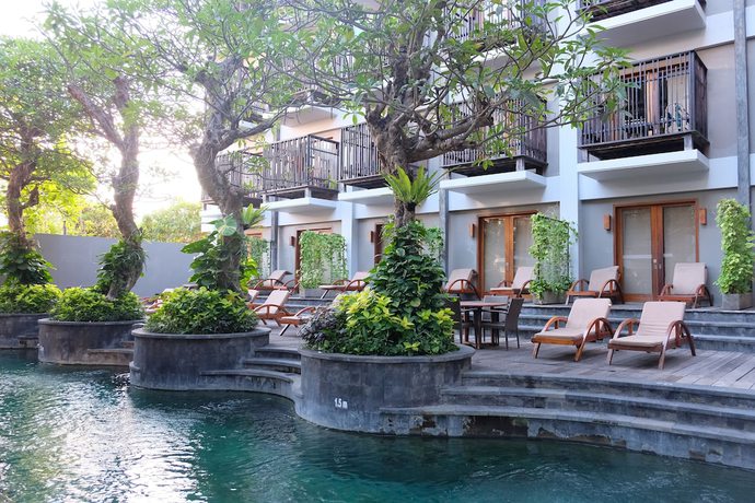 Imagen de la piscina del Hotel The 1o1 Bali Oasis Sanur - Chse Certified. Foto 12