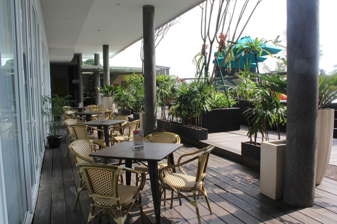 Imagen de los interiores del Hotel The 1o1 Bogor Suryakancana. Foto 16