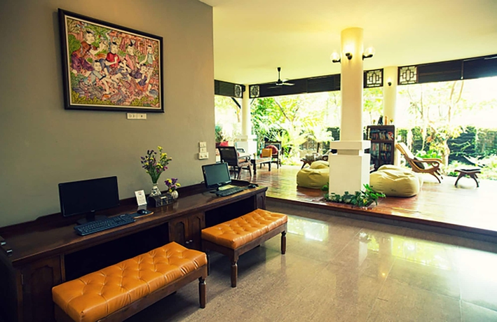Imagen de los interiores del Hotel The 3 Sis. Foto 19